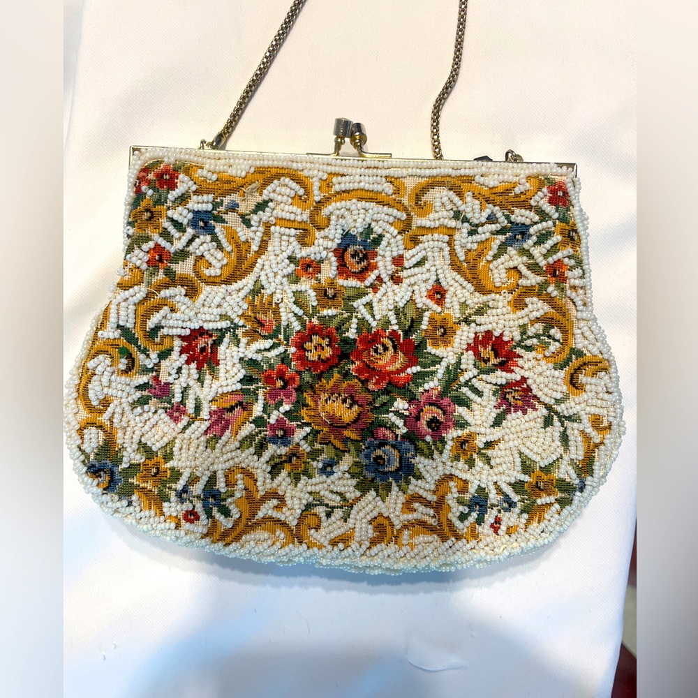 Mister Ernest vintage Tapestry Clutch Purse Handbag Cream Floral Kiss clasp